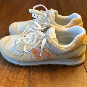 New Balance 574 Women’s 8.5